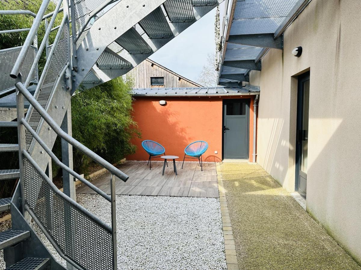 דירות לה מאנש Le Patio De Loiseau מראה חיצוני תמונה